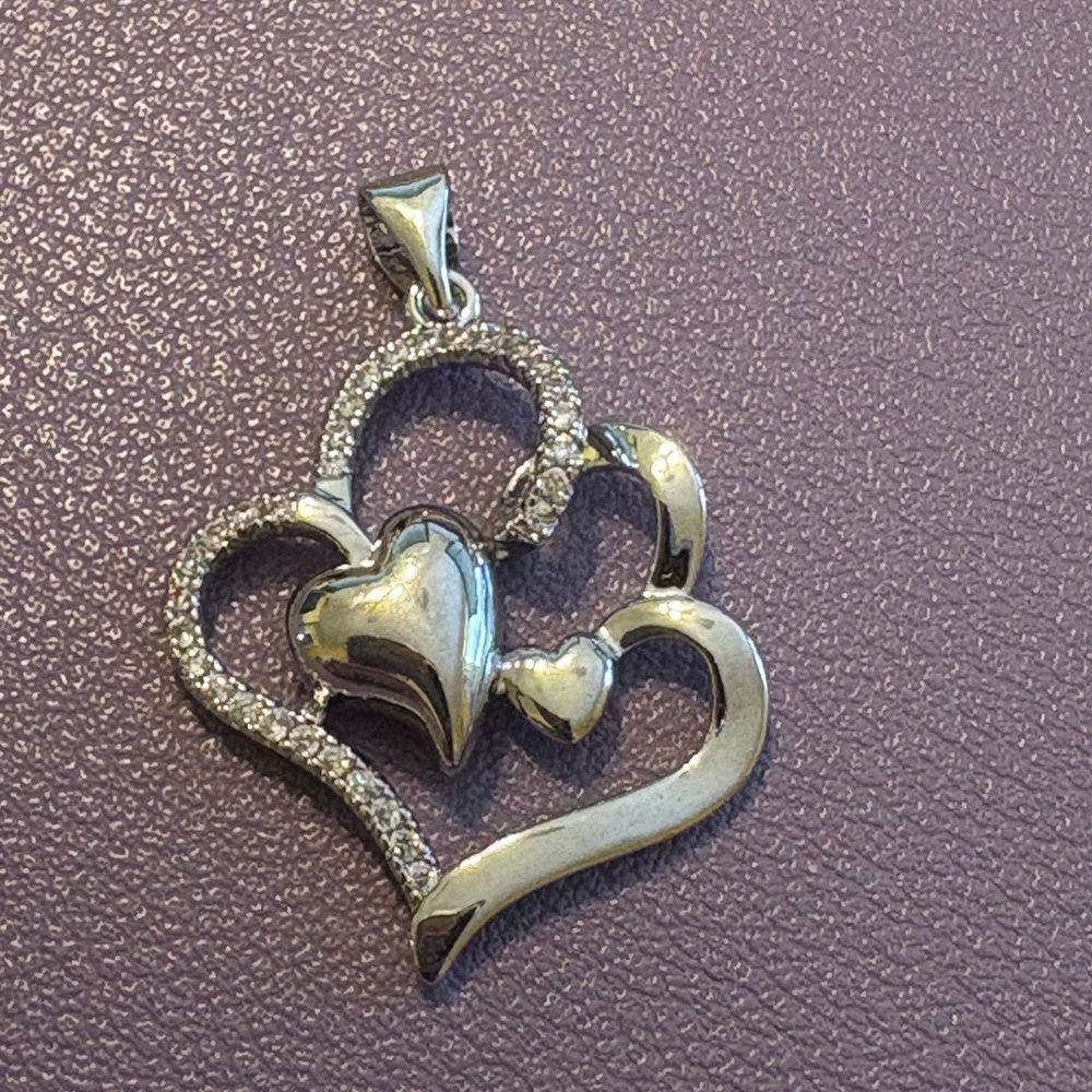 White Gold Heart Pendant and Chain